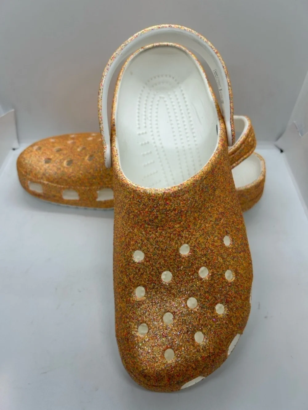 CROCS Men’s CLASSIC GLITTER ORANGE SORBET 🍊 CLOGS SANDALS SHOES Sz 11